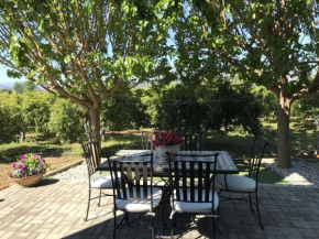 Villa apartment with private garden near the beach